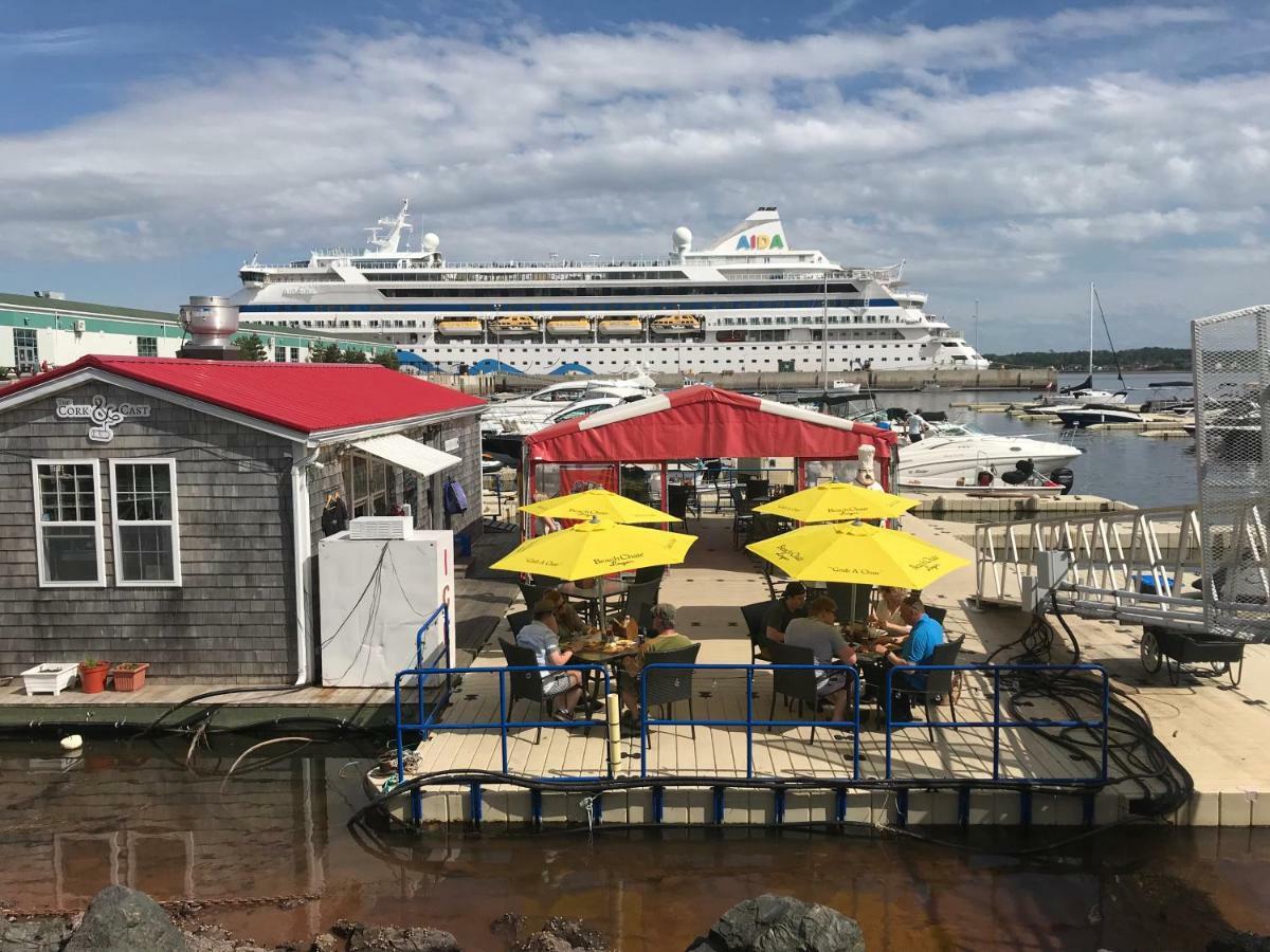 Water Suites Charlottetown Buitenkant foto